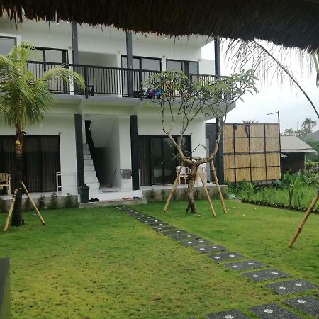 Hello Canggu Homestay Exterior photo