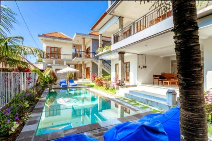 Hello Canggu Homestay Exterior photo