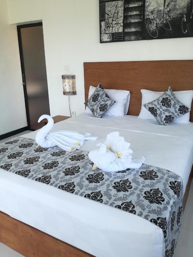 Hello Canggu Homestay Exterior photo